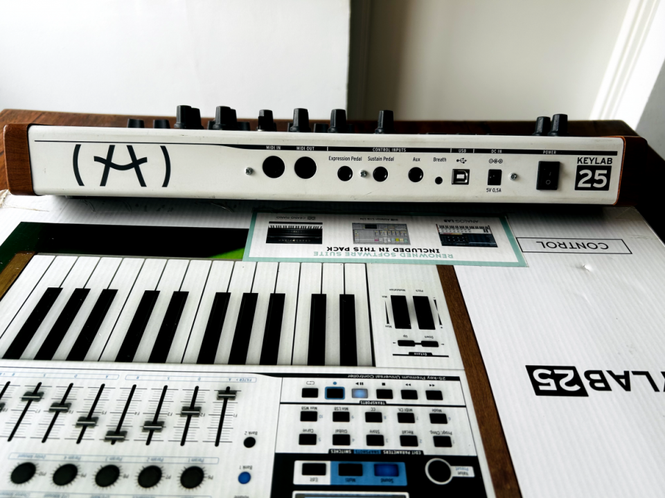 Arturia Keylab 25 Sintetizador, controlador midi.