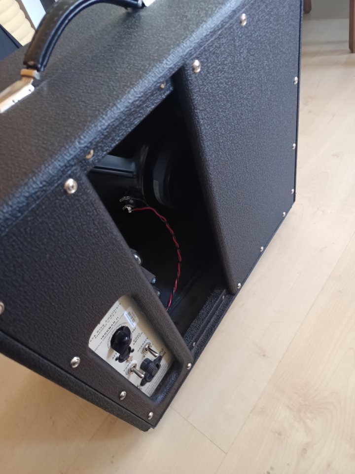 Ampli boutique TONE KING Falcon Grande 20W de segunda mano · Foto 4 de 10 · Madrid · 1600 €