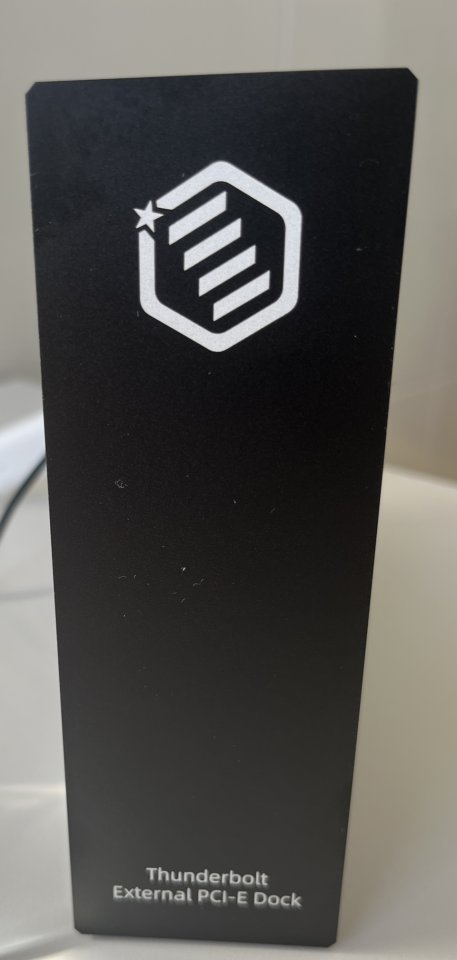 Universal Audio UAD PCIe Quad con Thunderbolt Dock de segunda mano · Foto 4 de 4 · Las Palmas · 400 €