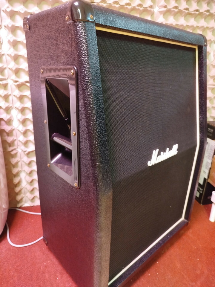 Pantalla Marshall mx212A de segunda mano · Foto 4 de 6 · Málaga · 190 €