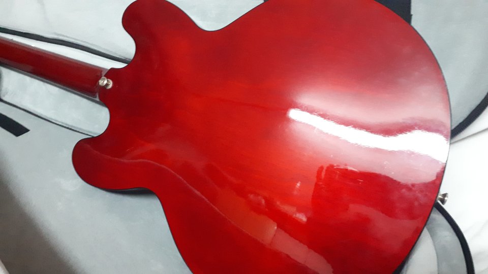 Epiphone Dot Studio 335 .