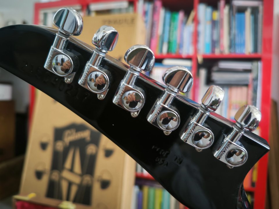 Gibson Explorer 80's.Ebony. de segunda mano · Foto 5 de 10 · Badajoz · 1950 €