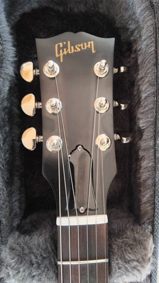 Gibson SG Faded 2007 de segunda mano · Foto 6 de 9 · Barcelona · 800 €