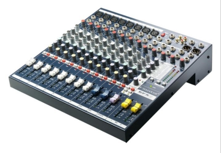 Soundcraft EFX8 de segunda mano · Foto 2 de 2 · Barcelona · 200 €