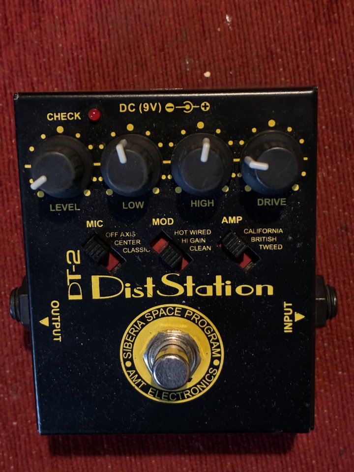 AMT DT-2  DIST STATION