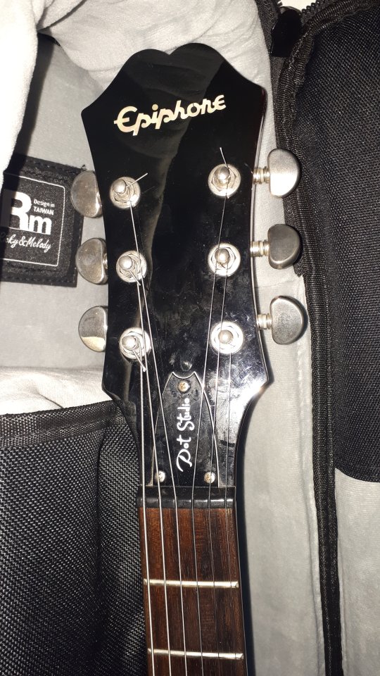 Epiphone Dot Studio 335 .