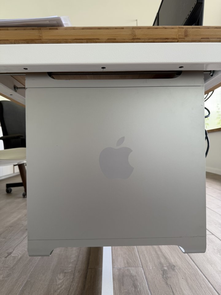 Apple Mac Pro 5,1 - 12 Core (2 x 3,46Ghz 6-Core) - 96GB RAM - 8GB GPU de segunda mano · Foto 3 de 10 · Granada · 500 €