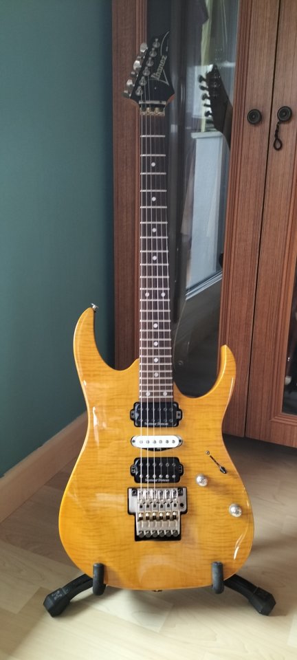 Ibanez rg570ctam con estuche RESERVADA