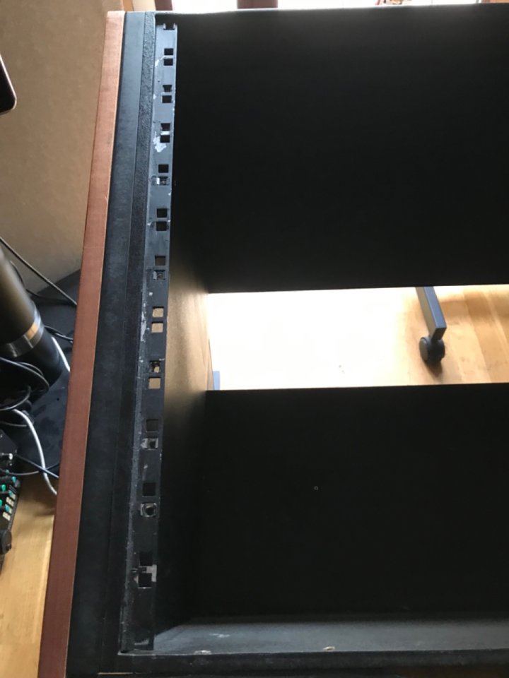 Mueble estudio 12x2 y 6x2 unidades de rack