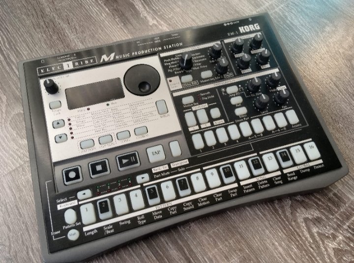 Korg Electribe EM-1 de segunda mano · Barcelona · 100 €