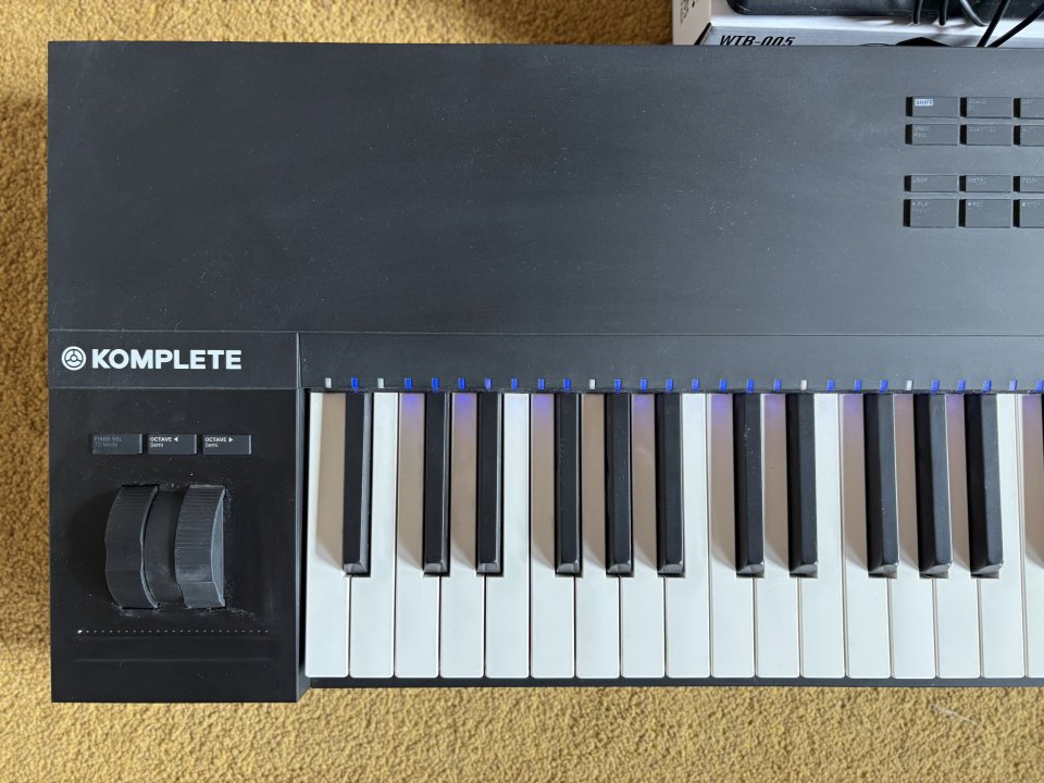 Native Instruments S88 MkII