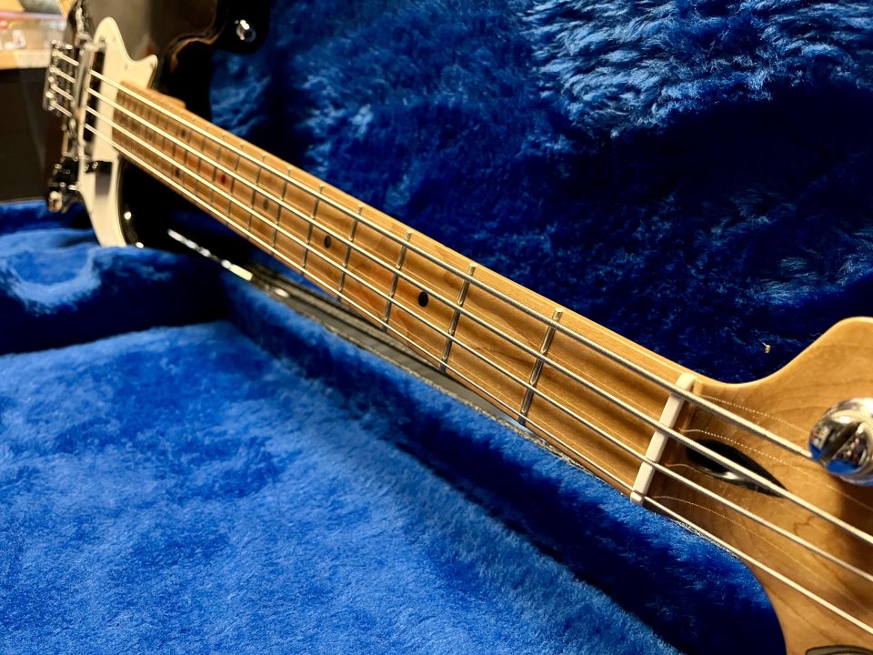 Fender Jazz Bass Standard con mástil Precision de segunda mano · Foto 4 de 7 · Madrid · 900 €