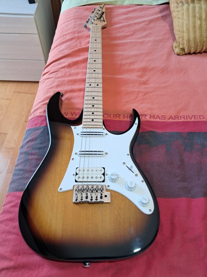 Ibanez AT10P SB Andy Timmons + Upgrades de segunda mano · Foto 1 de 10 · Navarra · 850 €