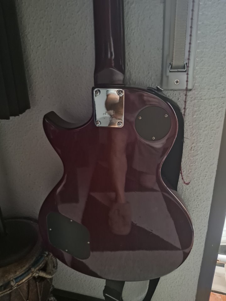 guitarras storm y rocktile de segunda mano · Foto 4 de 10 · Madrid · 89 €
