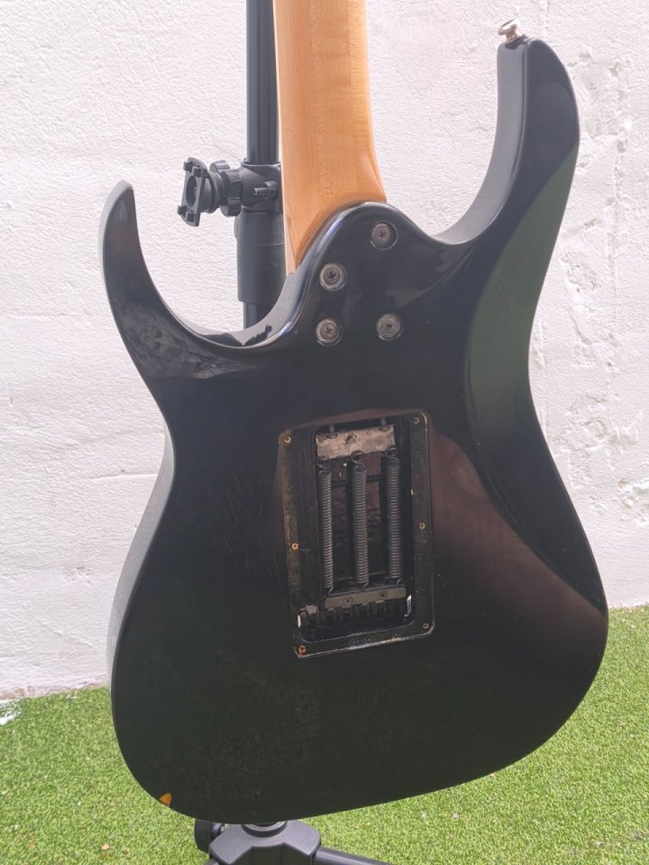 Ibanez RG350EX de segunda mano · Foto 5 de 8 · Alicante · 225 €