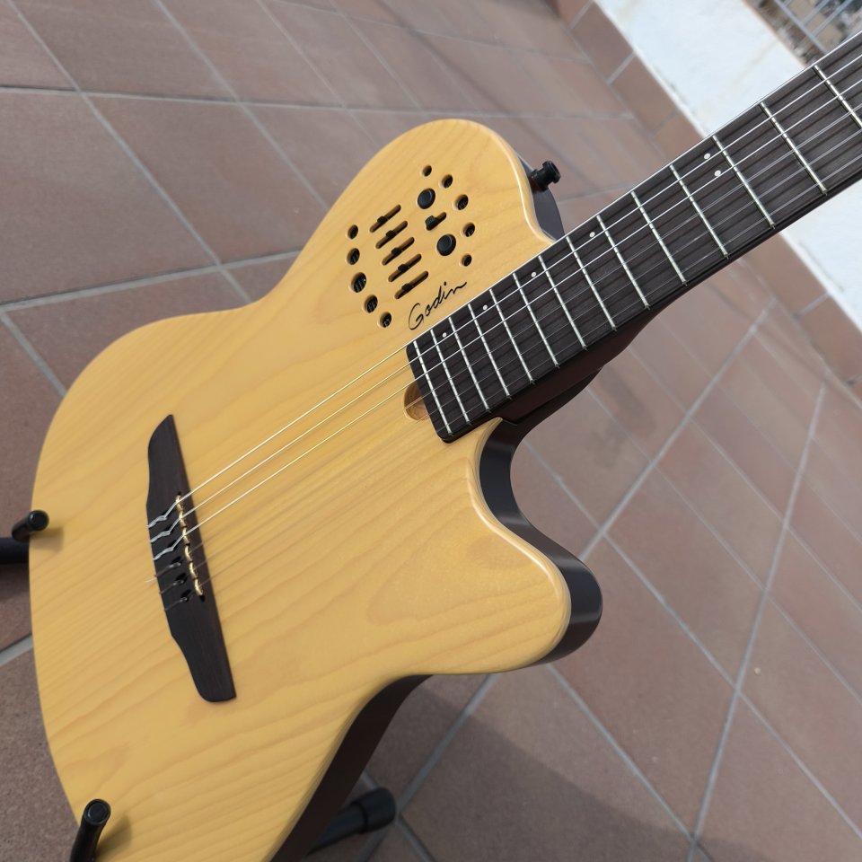 Godin Multiac ACS Slim AC Midi