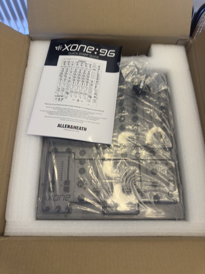 Allen&Heath XOne 96 de segunda mano · Foto 5 de 6 · Girona · 1400 €