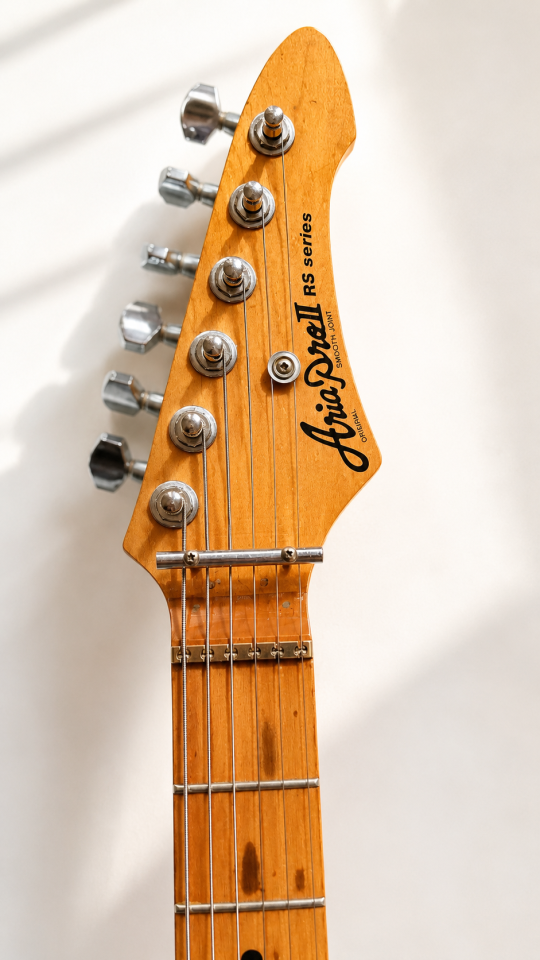 Guitarra Aria Pro II RS series de segunda mano · Foto 3 de 10 · Madrid · 200 €