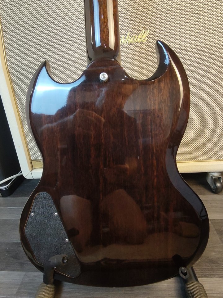 Guitarra Gibson SG Standard 2015 USA de segunda mano · Foto 6 de 8 · A Coruña · 1300 €