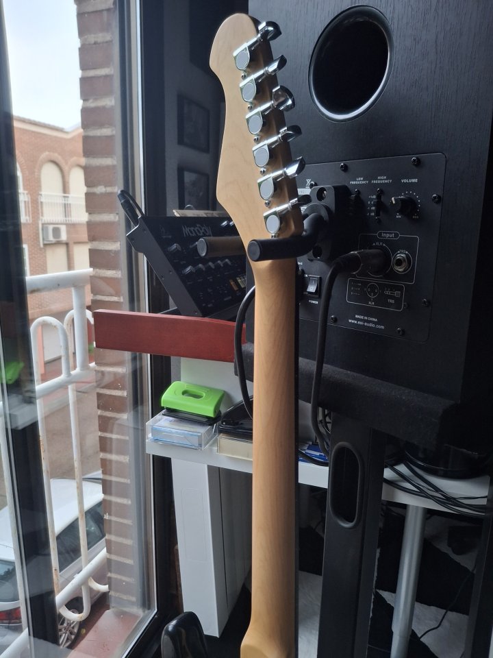 guitarras storm y rocktile de segunda mano · Foto 10 de 10 · Madrid · 89 €