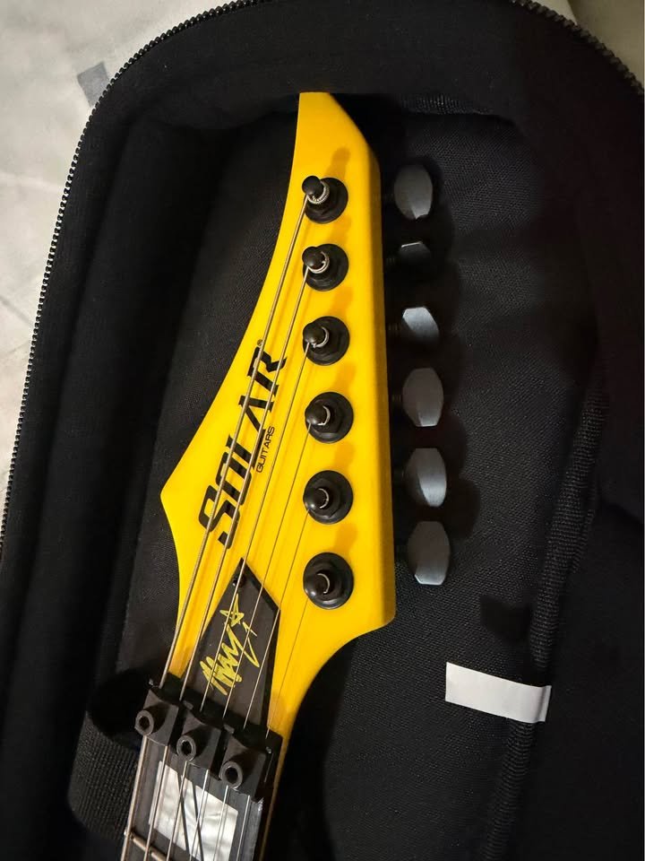 Guitarra eléctrica Solar E.2.6FRTY Priestess xplorer de segunda mano · Foto 3 de 9 · Las Palmas · 800 €