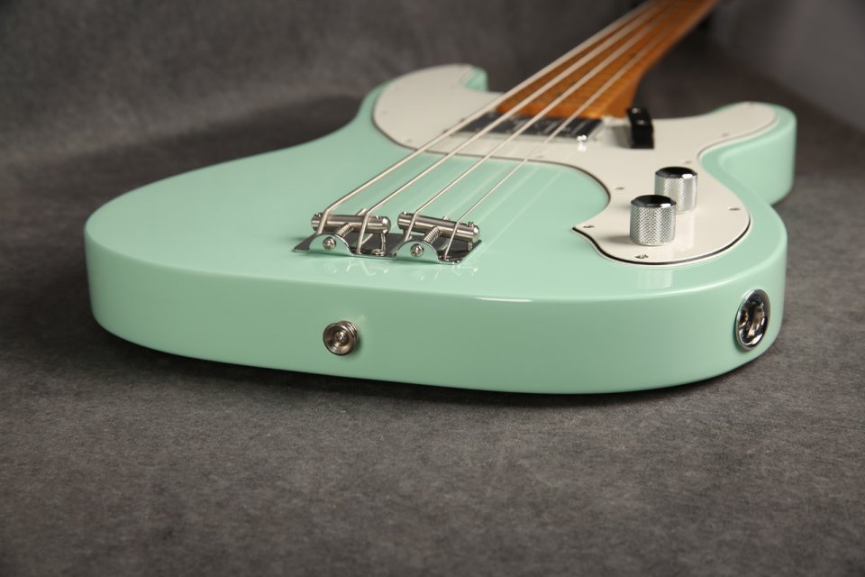 Fender Vintera II 70S Telecaster Bass Surf Green NUEVO de segunda mano · Foto 3 de 10 · Lugo · 999 €