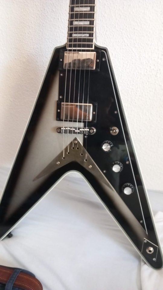 Epiphone Brent Hinds Flying V Custom