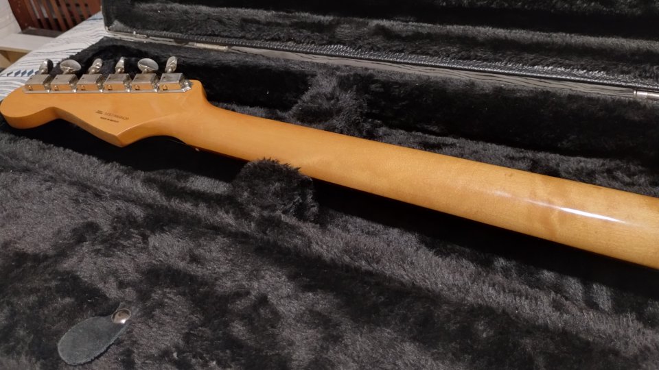 Guitarra Fender Stratocaster Vintera 60s