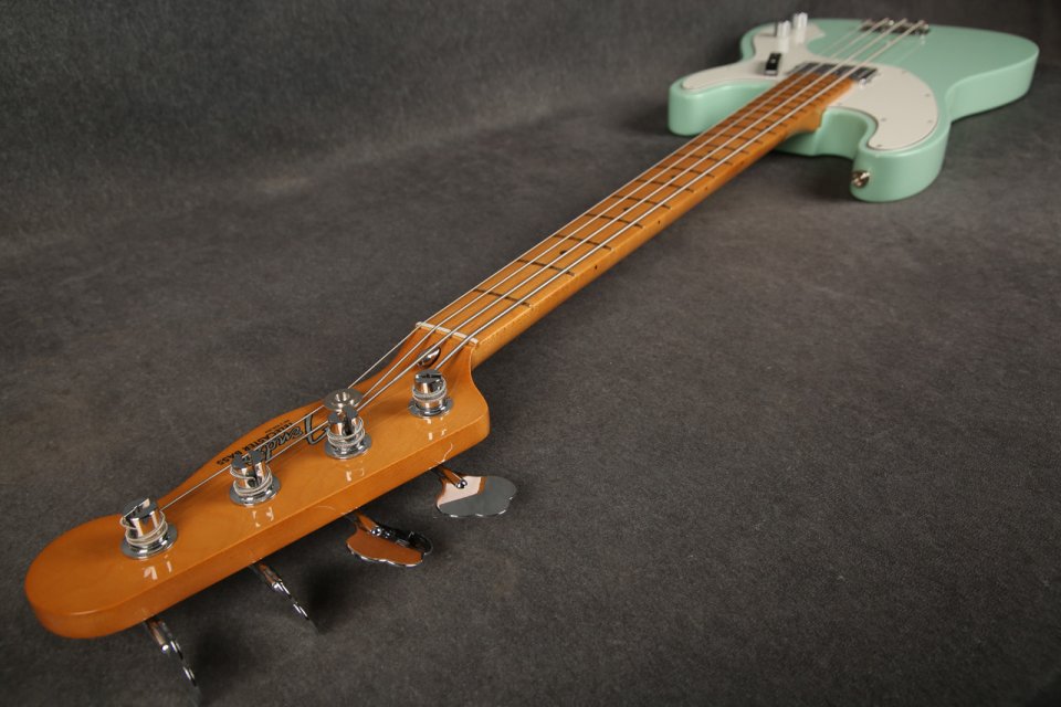 Fender Vintera II 70S Telecaster Bass Surf Green NUEVO de segunda mano · Foto 4 de 10 · Lugo · 999 €