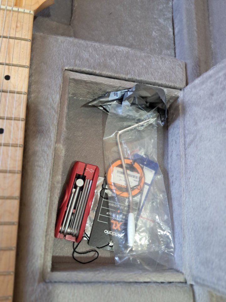 Ibanez AT10P SB Andy Timmons + Upgrades de segunda mano · Foto 10 de 10 · Navarra · 850 €