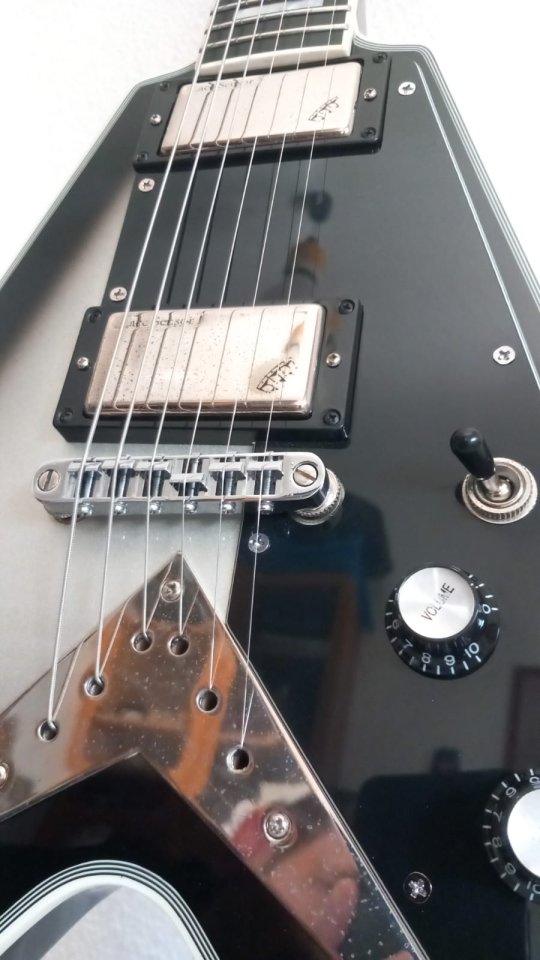 Epiphone Brent Hinds Flying V Custom