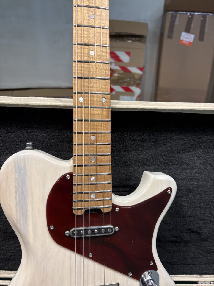 Guitarra jorge moreno oferta unos dias de segunda mano · Foto 4 de 7 · Illes Balears · 1995 €
