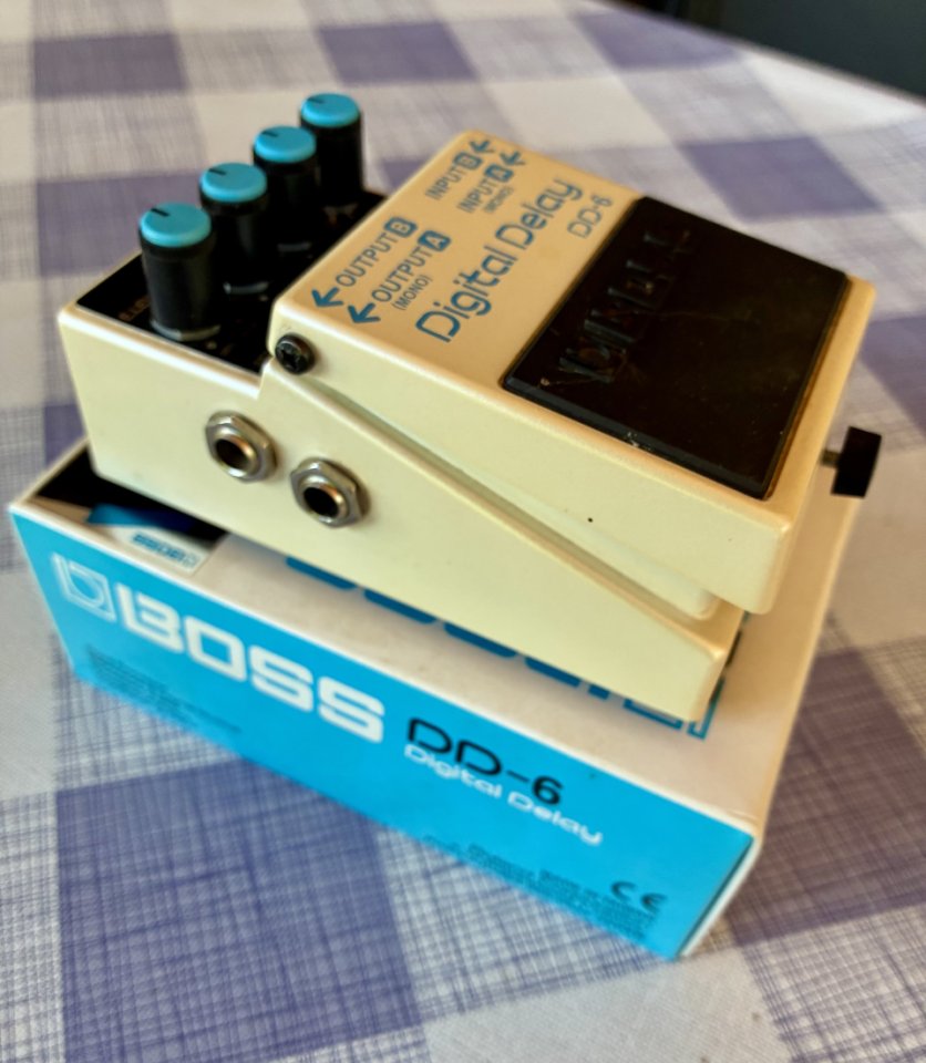 Pedal BOSS DD-6 Digital Delay de segunda mano · Foto 3 de 4 · Madrid · 80 €