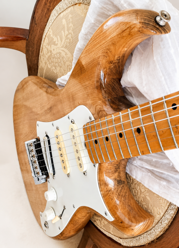 Guitarra Aria Pro II RS series de segunda mano · Foto 10 de 10 · Madrid · 200 €