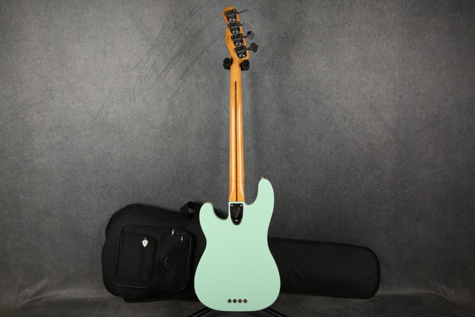Fender Vintera II 70S Telecaster Bass Surf Green NUEVO de segunda mano · Foto 8 de 10 · Lugo · 999 €