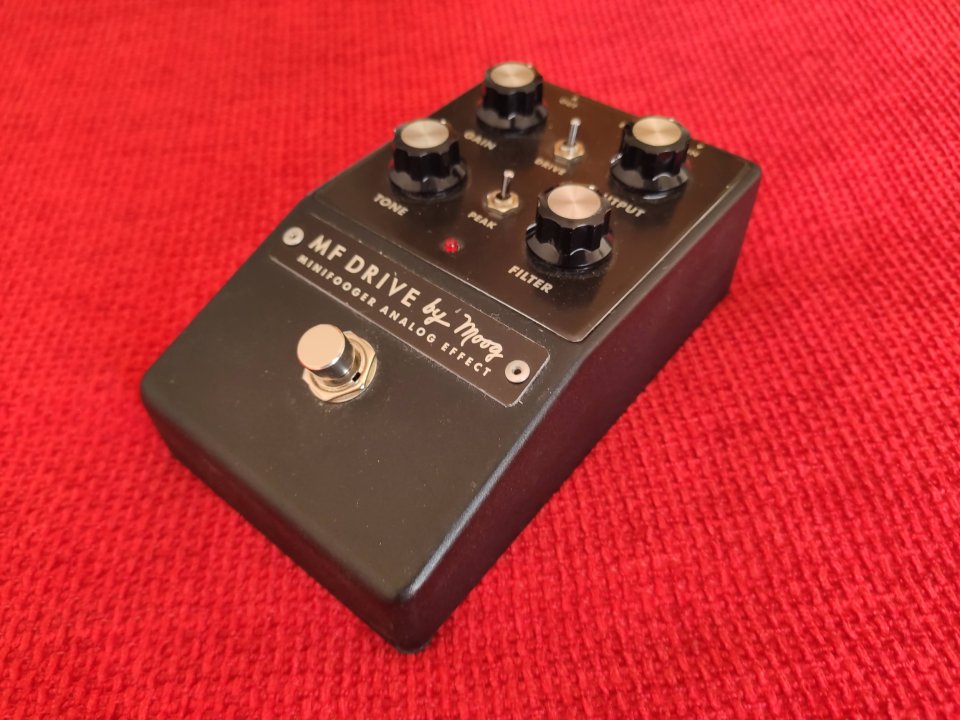 Minifooger MF Dive V1 Moog Pedal de segunda mano · Foto 5 de 10 · Alicante · 400 €