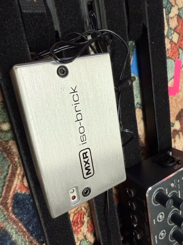 Neural Dsp nano cortex + MXR ISO brick de segunda mano · Foto 2 de 4 · León · 510 €