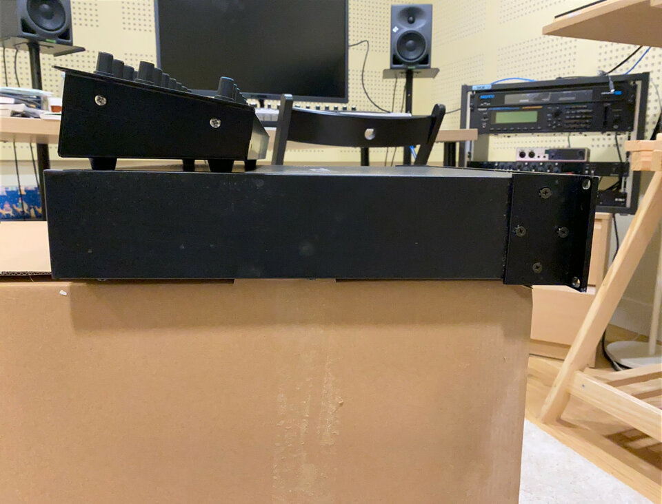 Roland MKS-80 Super Jupiter rev5 + Stereoping synthprogrammer