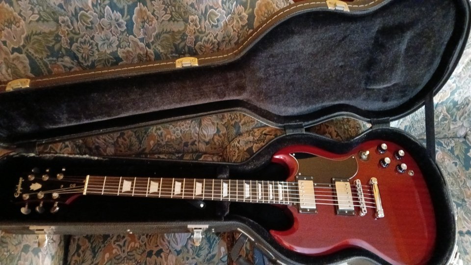 Epiphone sg de segunda mano · Foto 4 de 5 · Asturias · 230 €