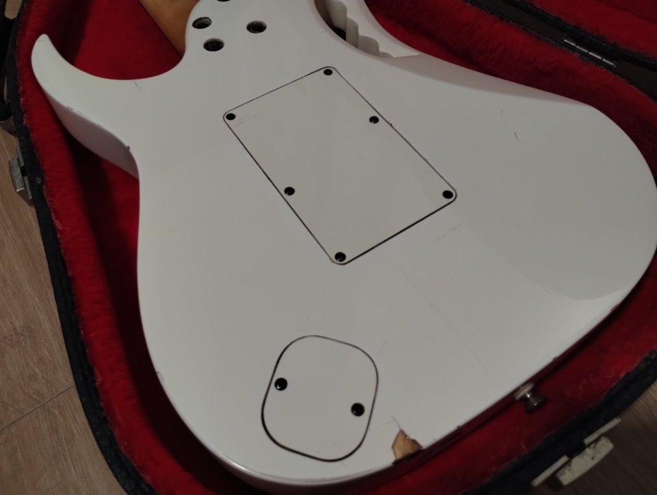 Guitarra Ibanez Jem Jr 555 fabricada en Corea