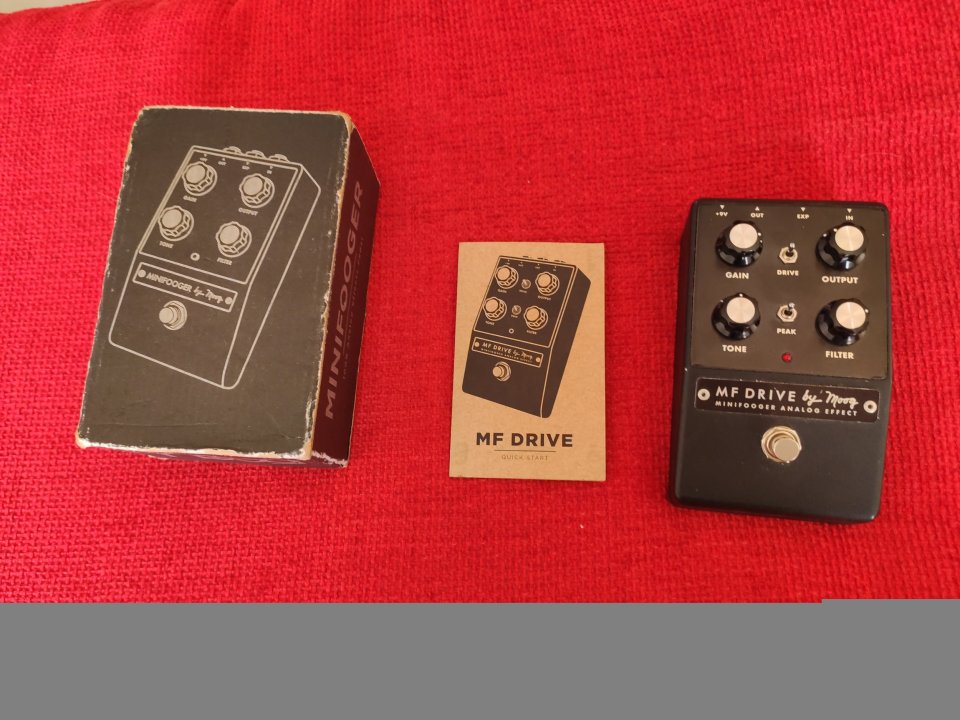 Minifooger MF Dive V1 Moog Pedal de segunda mano · Foto 8 de 10 · Alicante · 400 €