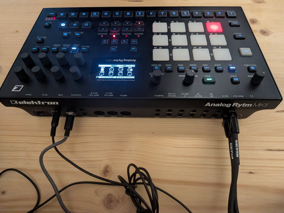 Elektron Analog Ritm mk2 de segunda mano · Foto 2 de 4 · Barcelona · 1050 €