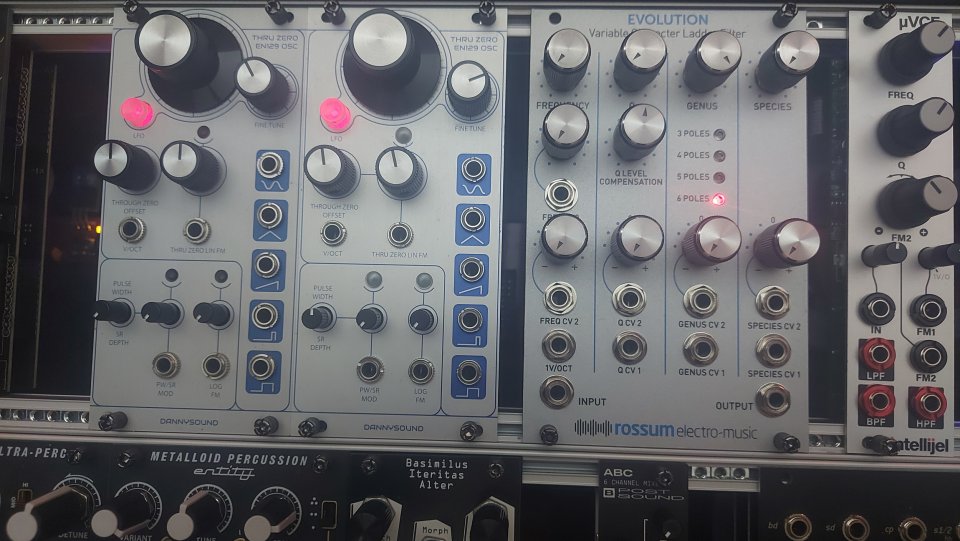 Varios Modulos Eurorack (PRECIOS -30%) de segunda mano · Foto 5 de 9 · Barcelona · 5000 €