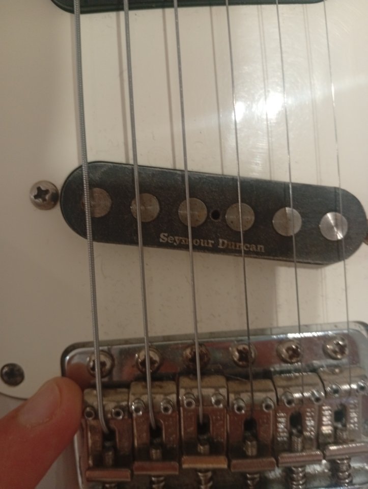 Fender stratocaster standard mejicana 2009 de segunda mano · Foto 3 de 7 · Sevilla · 500 €