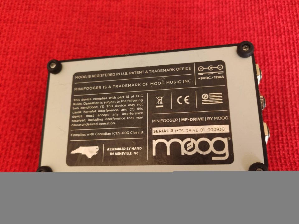 Minifooger MF Dive V1 Moog Pedal de segunda mano · Foto 6 de 10 · Alicante · 400 €