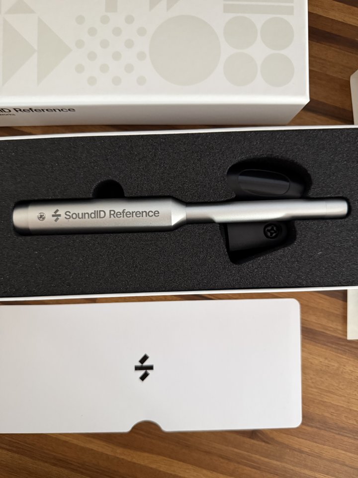 Sonarworks SoundID Reference + Micrófono de medición – Licencia Educational de segunda mano · Foto 2 de 3 · Madrid · 125 €