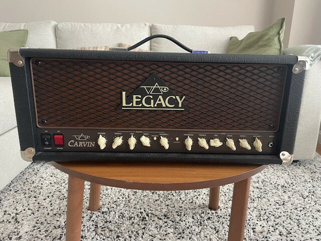 Vendo cabezal Carvin Legacy Steve Vai y pantalla 4x12 a juego