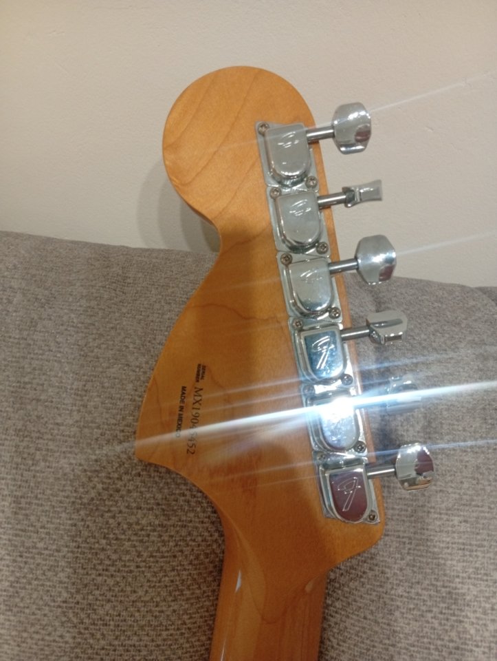 Fender stratocaster standard mejicana 2009 de segunda mano · Foto 6 de 7 · Sevilla · 500 €