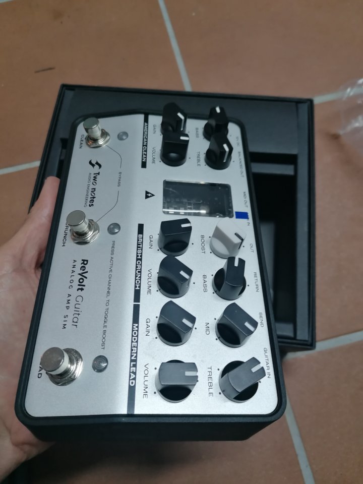 Two Notes ReVolt Guitar Preamp de segunda mano · Foto 3 de 7 · Girona · 150 €