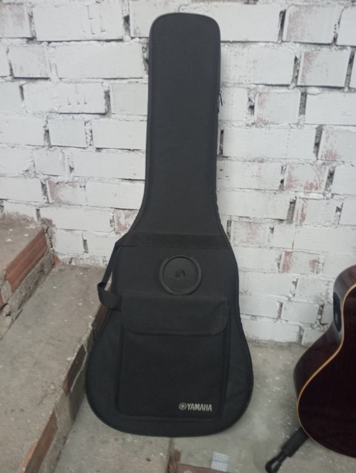 Acustica Yamaha LL16L (zurda)